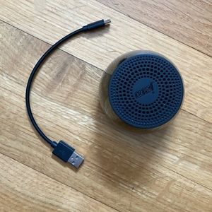 Bluetooth speaker, EUC!